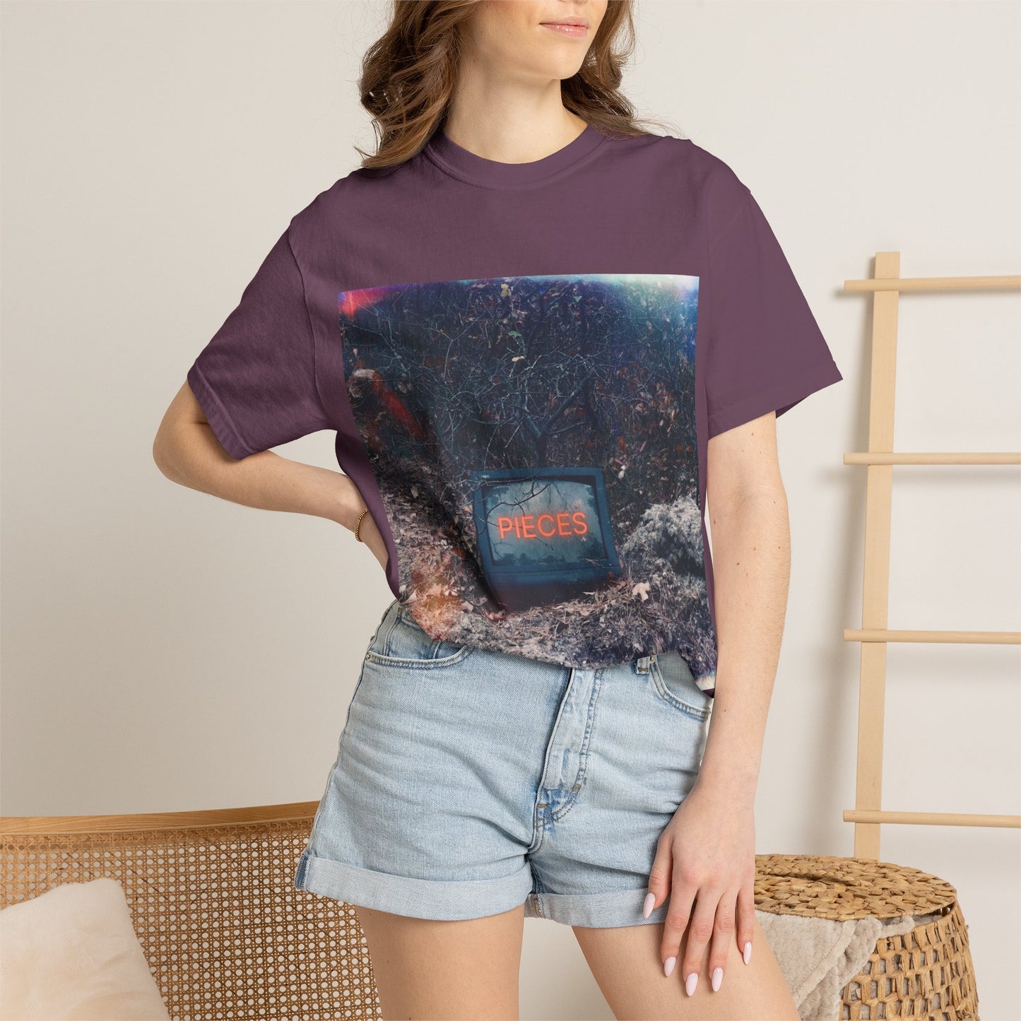 Vintage TV 'Pieces' Graphic T-Shirt