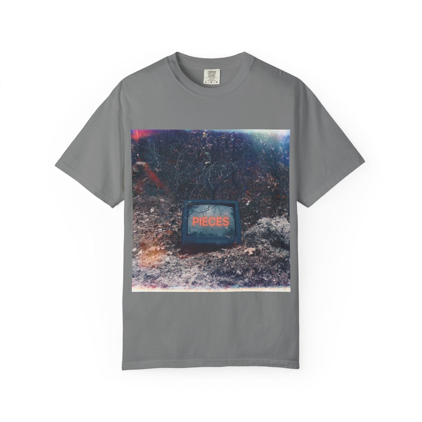 Vintage TV 'Pieces' Graphic T-Shirt