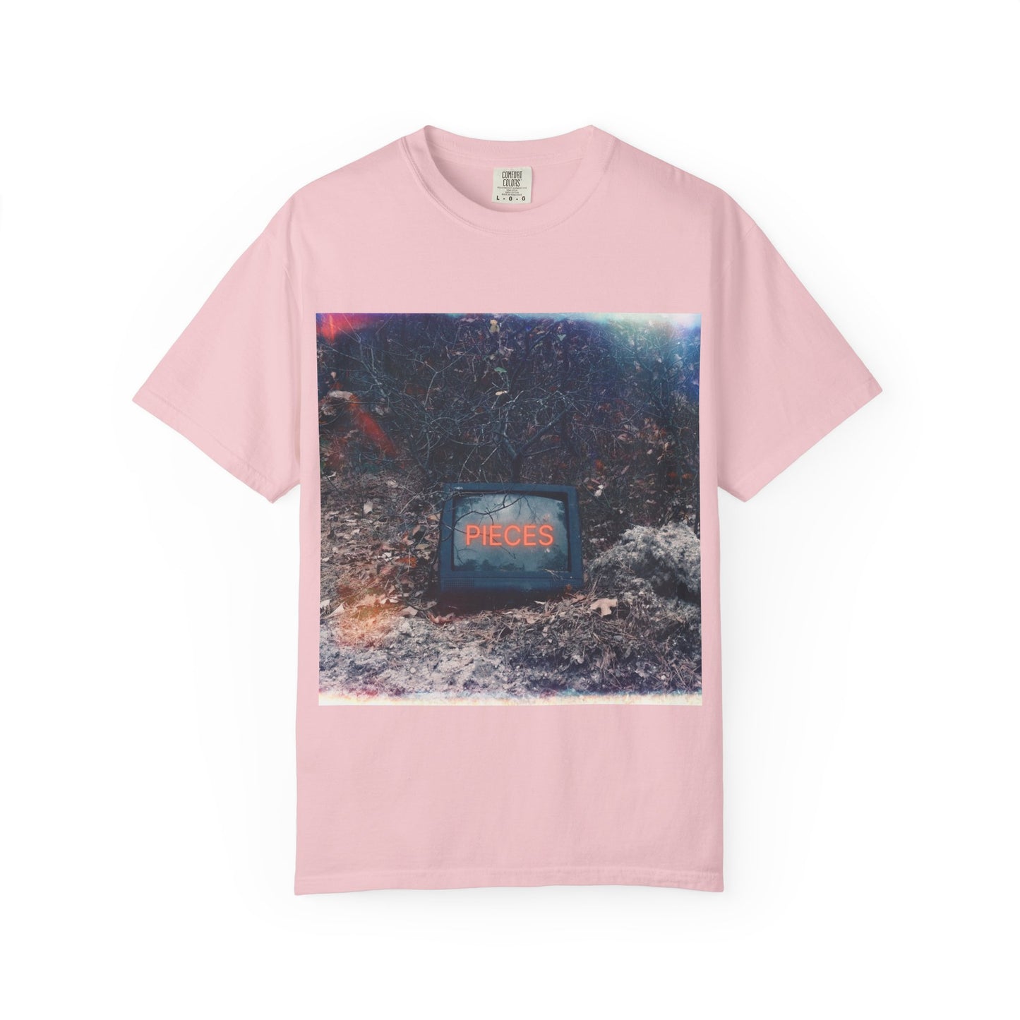 Vintage TV 'Pieces' Graphic T-Shirt