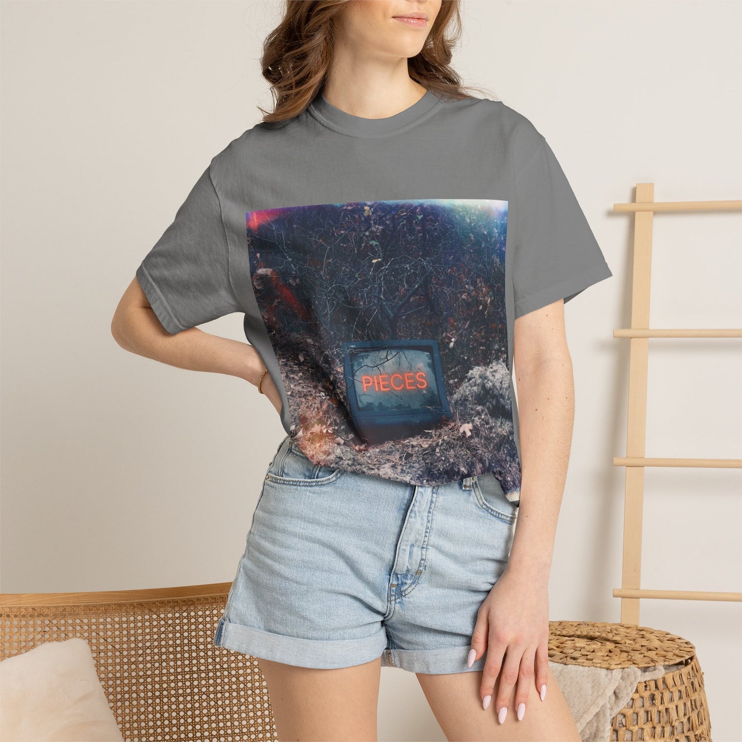 Vintage TV 'Pieces' Graphic T-Shirt