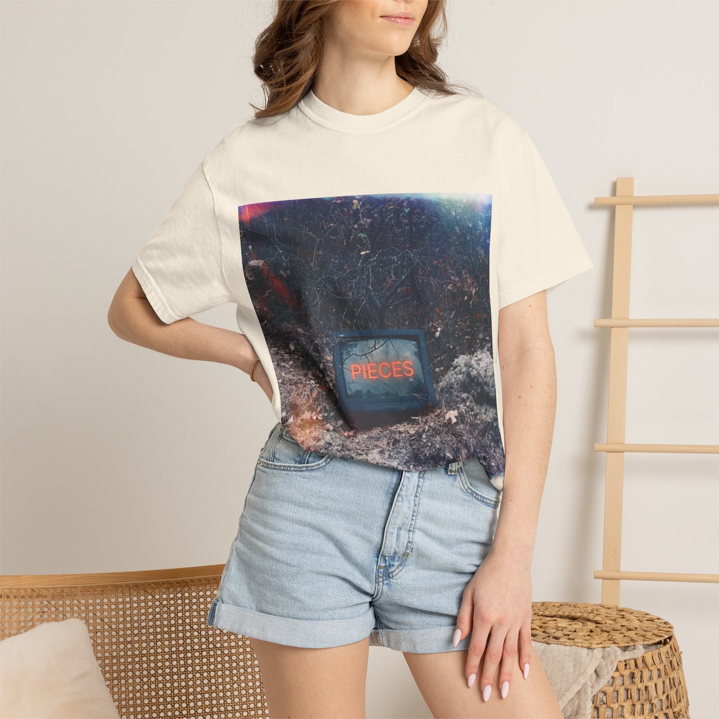 Vintage TV 'Pieces' Graphic T-Shirt
