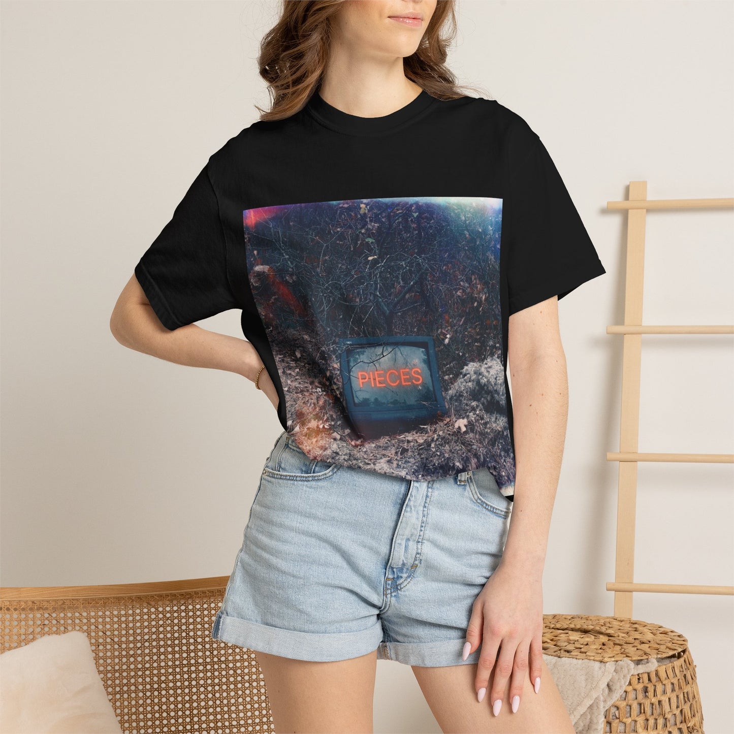 Vintage TV 'Pieces' Graphic T-Shirt