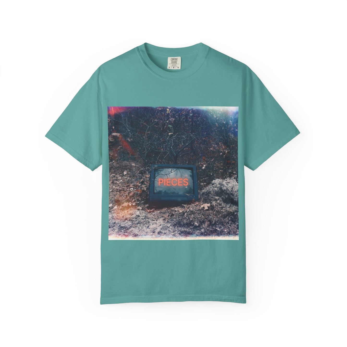 Vintage TV 'Pieces' Graphic T-Shirt